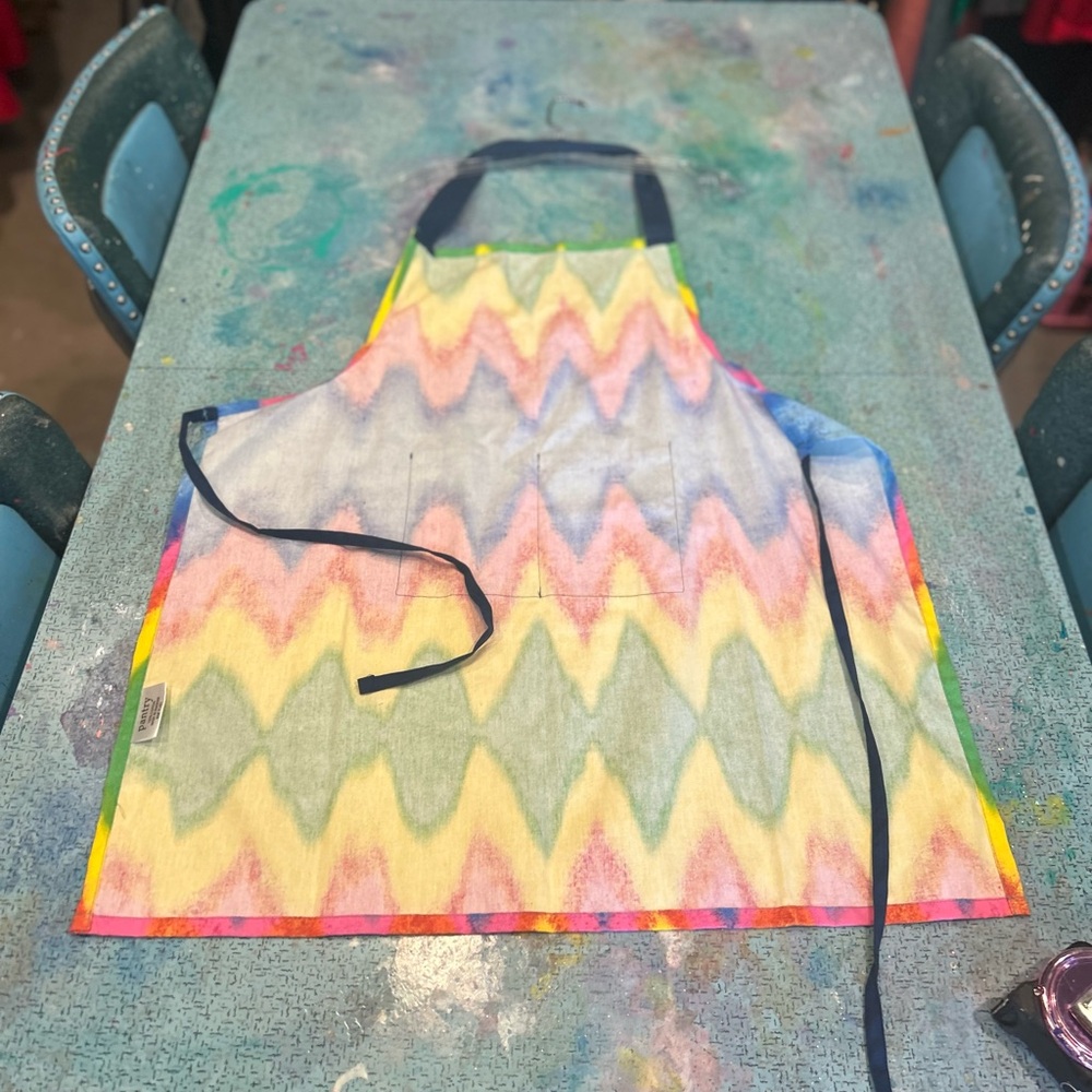 Apron 💖🥂 - Picture 7 of 7